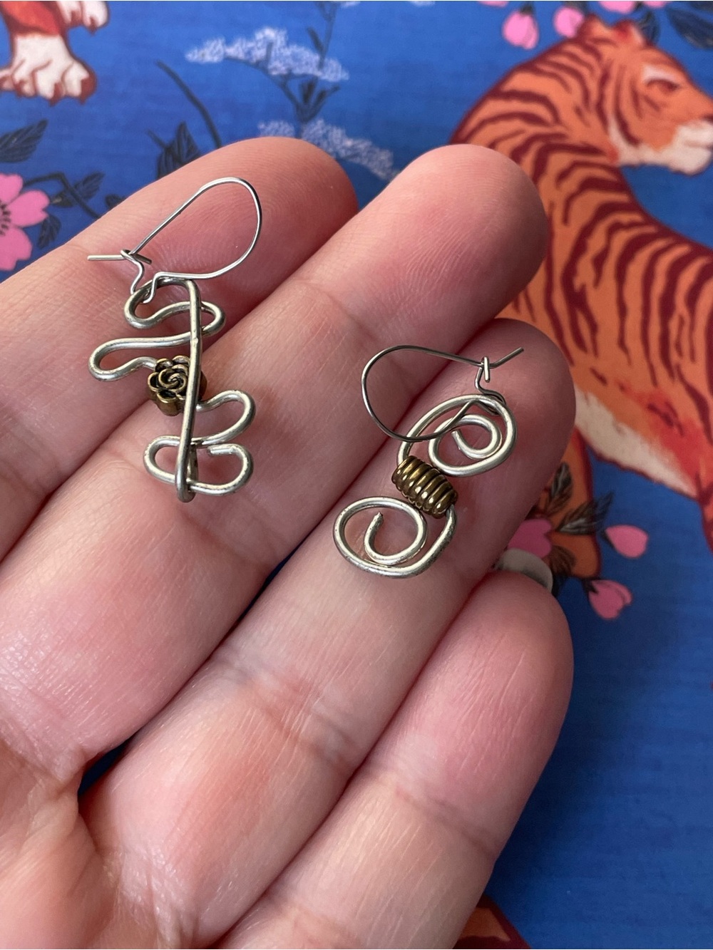 Quirky vintage/style silver metal mismatched abstract dangle earrings artisan